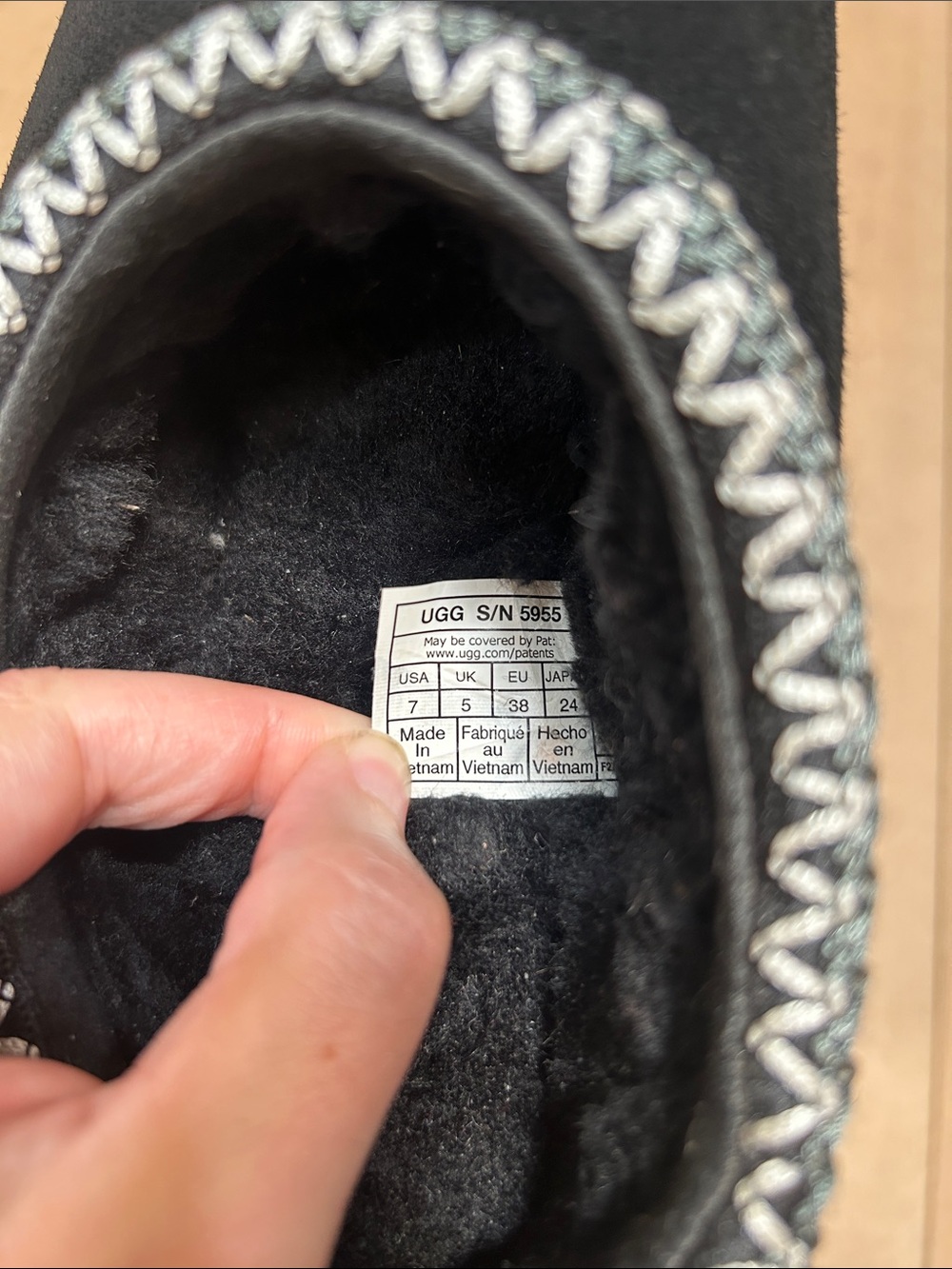 Women’s Ugg Tasman II Size 7 - Picture 11 of 15
